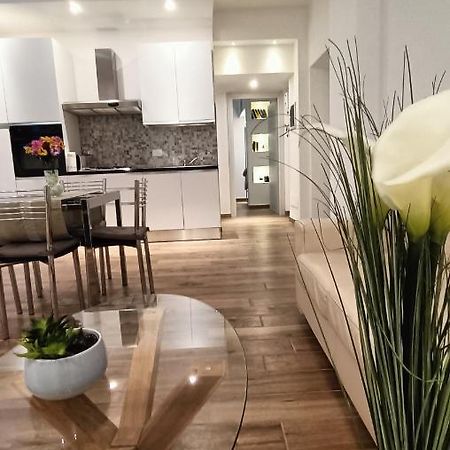 Апартаменти Casa Mia Metro A 100Mt Рим Екстер'єр фото