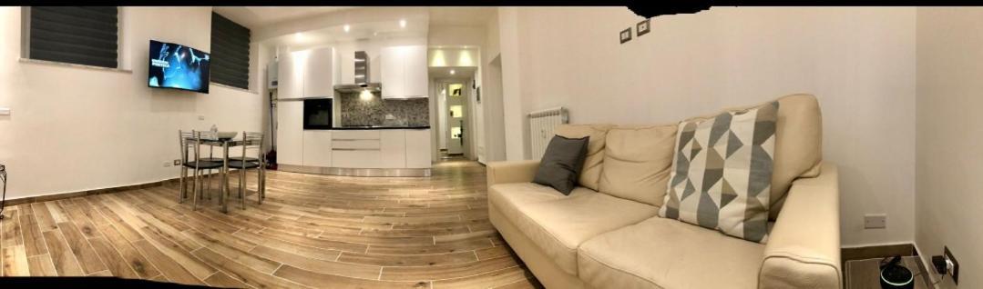 Апартаменти Casa Mia Metro A 100Mt Рим Екстер'єр фото