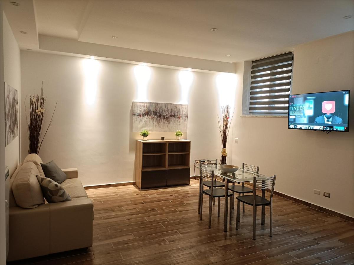 Апартаменти Casa Mia Metro A 100Mt Рим Екстер'єр фото